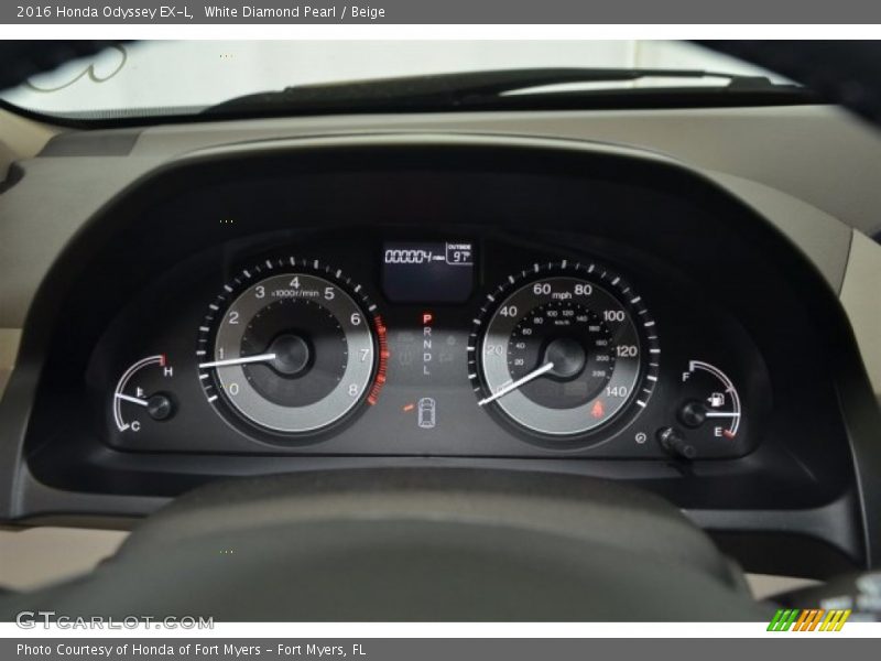White Diamond Pearl / Beige 2016 Honda Odyssey EX-L