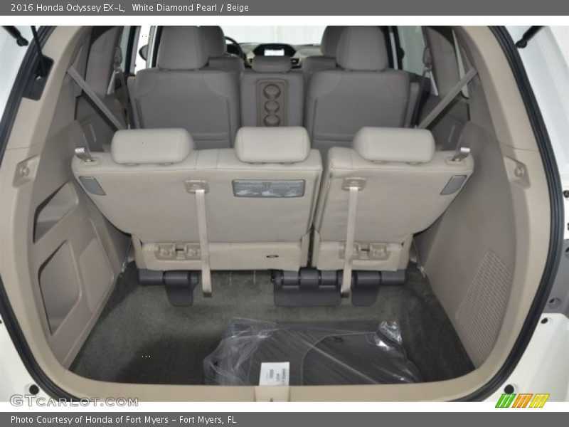 White Diamond Pearl / Beige 2016 Honda Odyssey EX-L