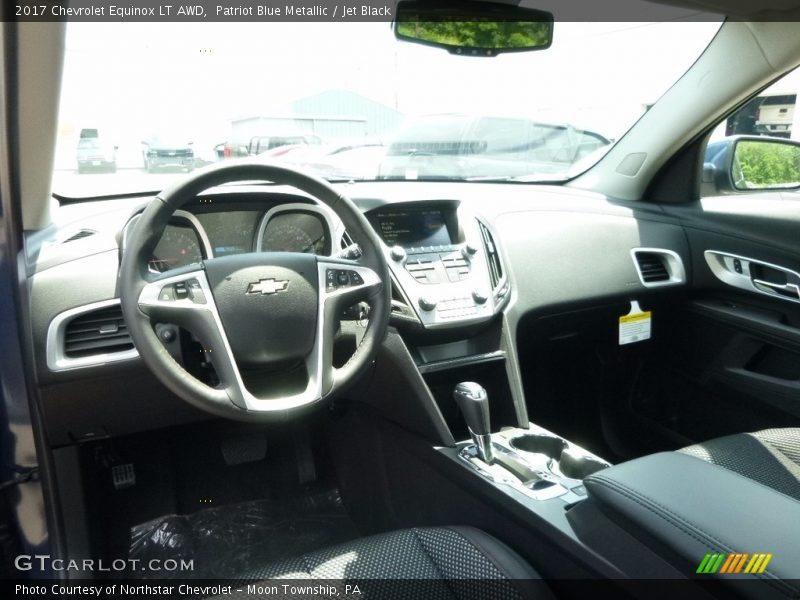 Patriot Blue Metallic / Jet Black 2017 Chevrolet Equinox LT AWD