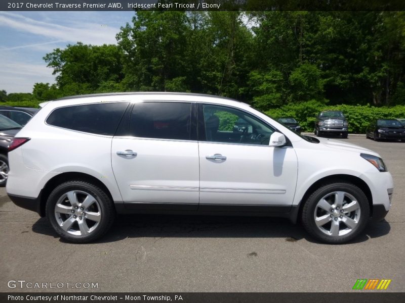 Iridescent Pearl Tricoat / Ebony 2017 Chevrolet Traverse Premier AWD