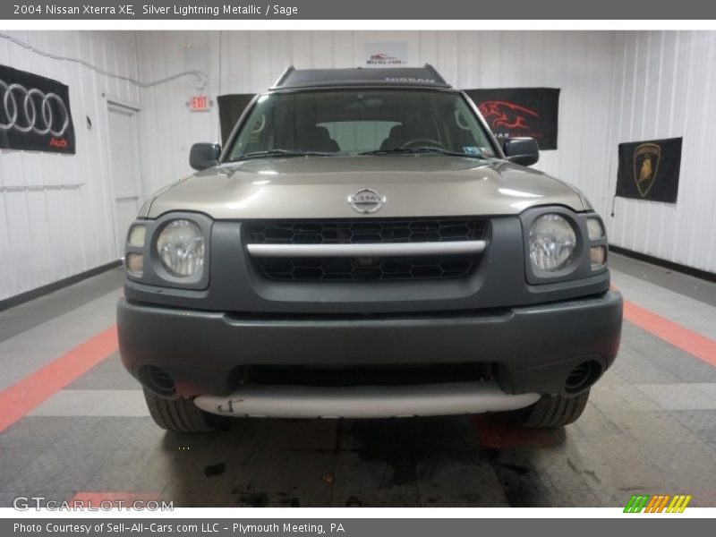 Silver Lightning Metallic / Sage 2004 Nissan Xterra XE