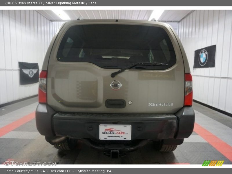 Silver Lightning Metallic / Sage 2004 Nissan Xterra XE
