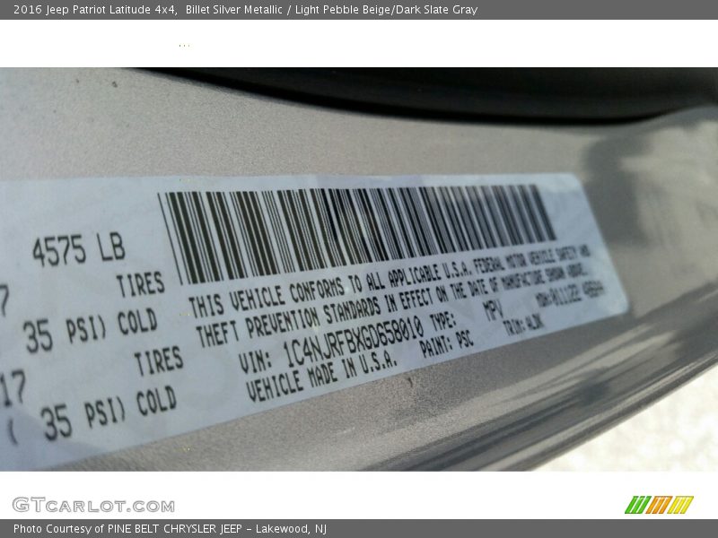 Billet Silver Metallic / Light Pebble Beige/Dark Slate Gray 2016 Jeep Patriot Latitude 4x4