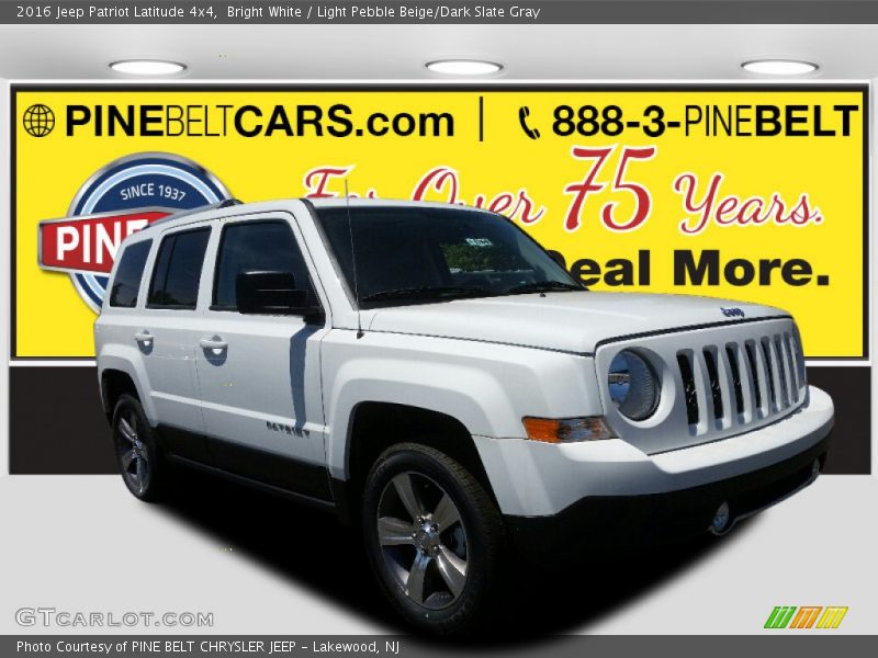Bright White / Light Pebble Beige/Dark Slate Gray 2016 Jeep Patriot Latitude 4x4