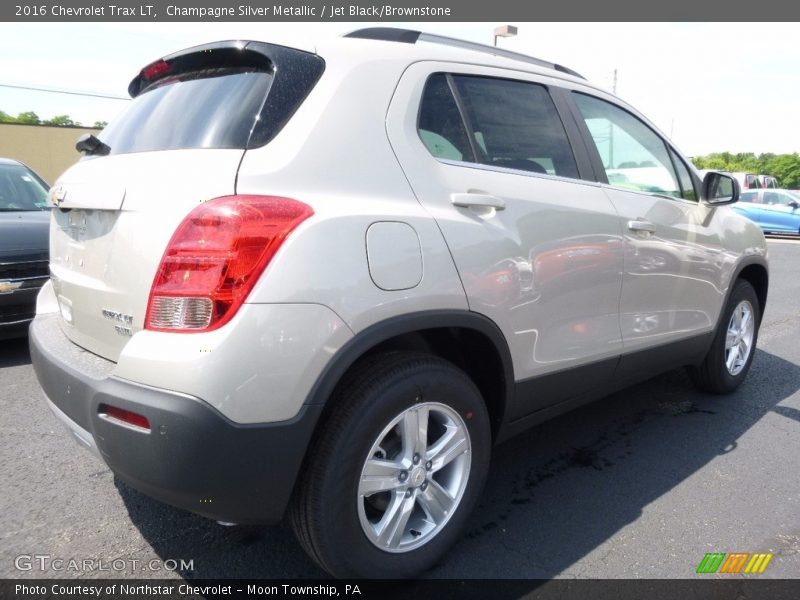 Champagne Silver Metallic / Jet Black/Brownstone 2016 Chevrolet Trax LT