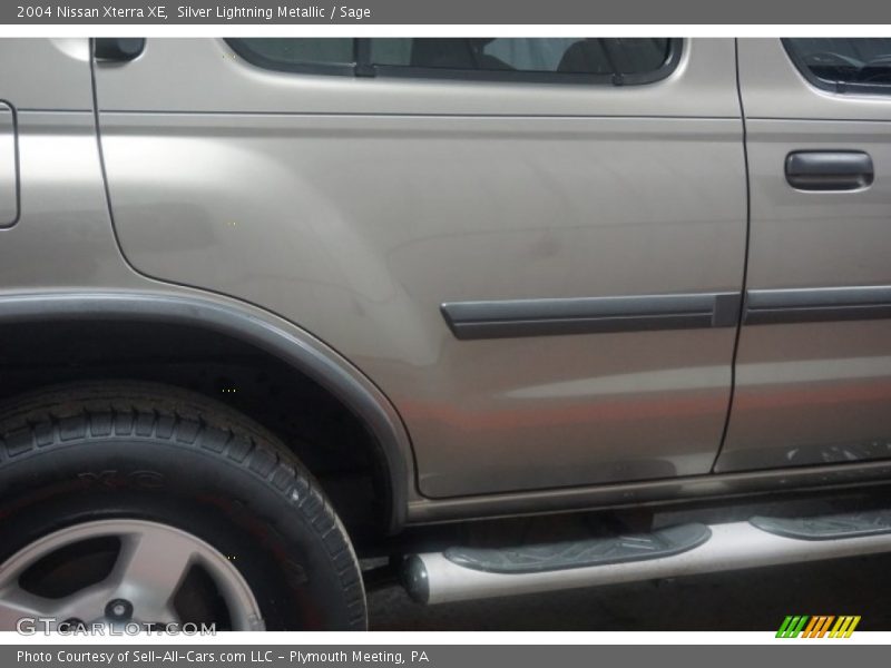 Silver Lightning Metallic / Sage 2004 Nissan Xterra XE