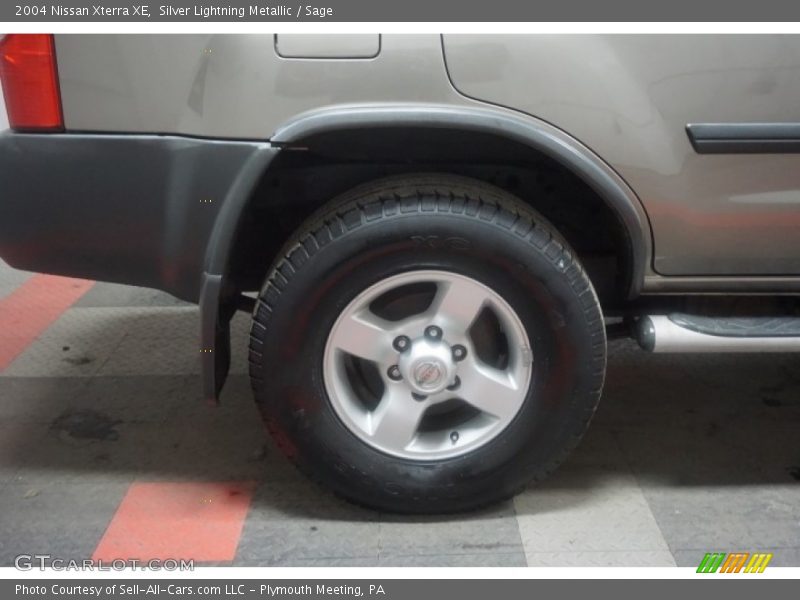 Silver Lightning Metallic / Sage 2004 Nissan Xterra XE