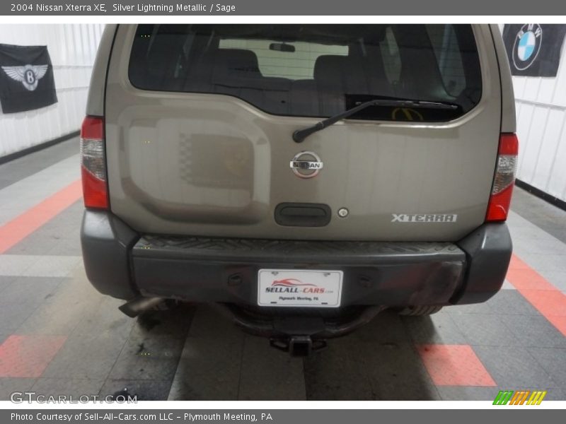 Silver Lightning Metallic / Sage 2004 Nissan Xterra XE