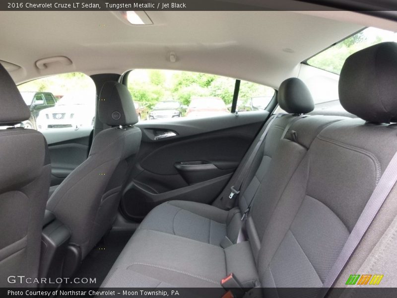 Tungsten Metallic / Jet Black 2016 Chevrolet Cruze LT Sedan
