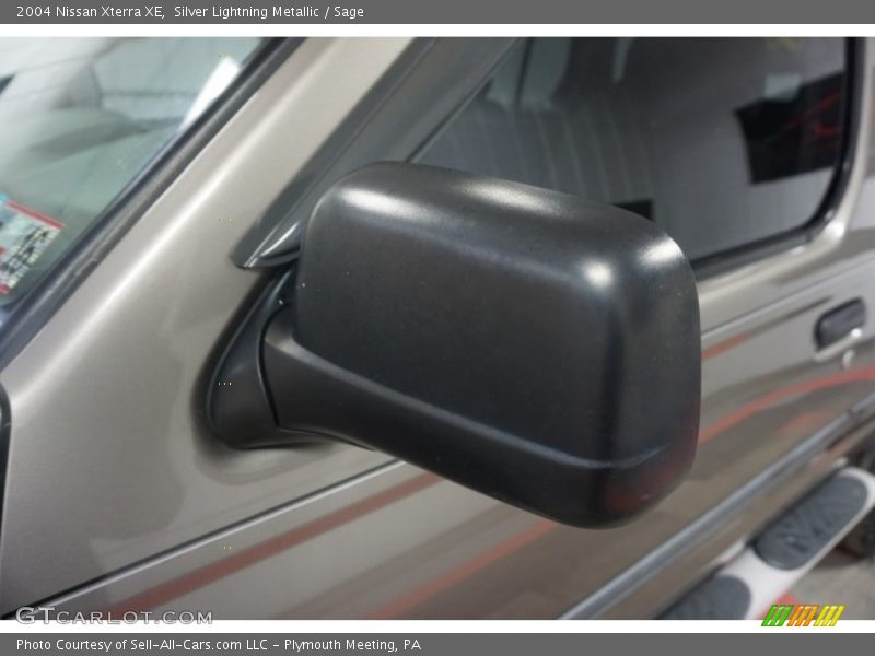 Silver Lightning Metallic / Sage 2004 Nissan Xterra XE