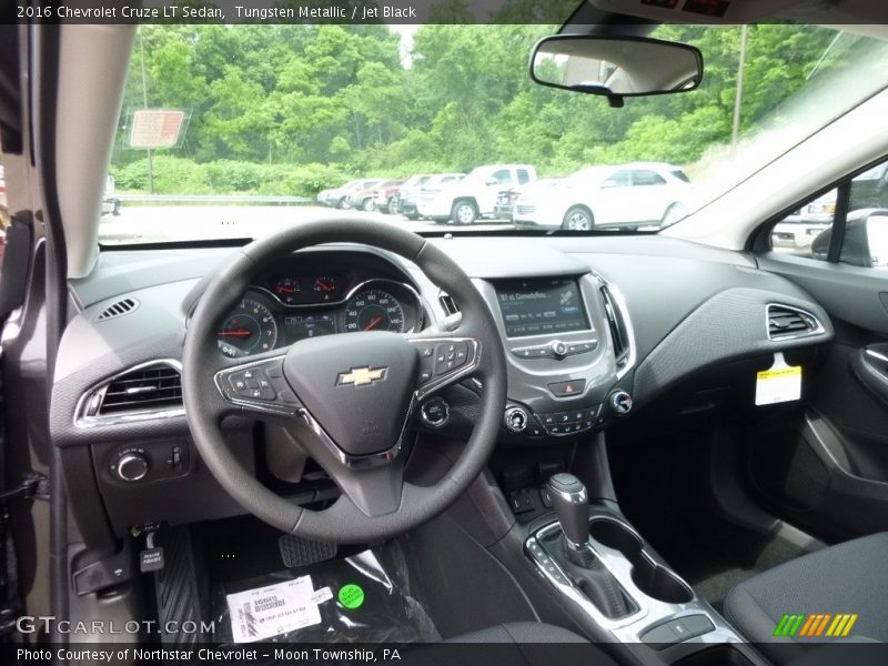 Tungsten Metallic / Jet Black 2016 Chevrolet Cruze LT Sedan