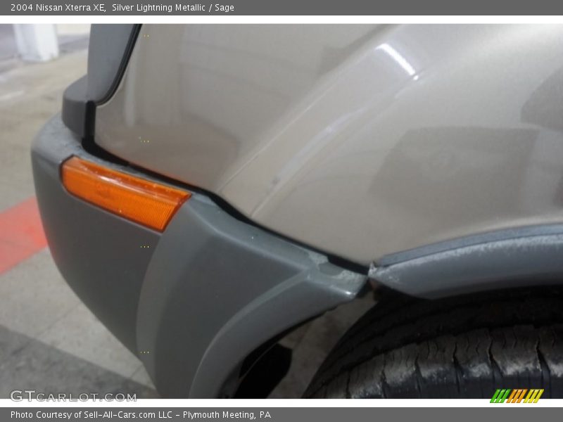 Silver Lightning Metallic / Sage 2004 Nissan Xterra XE