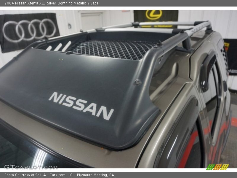 Silver Lightning Metallic / Sage 2004 Nissan Xterra XE