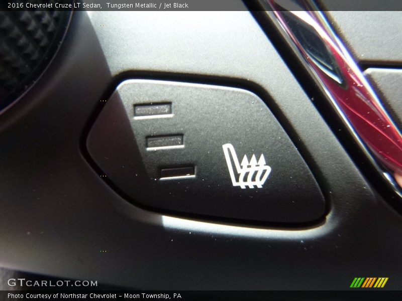 Tungsten Metallic / Jet Black 2016 Chevrolet Cruze LT Sedan