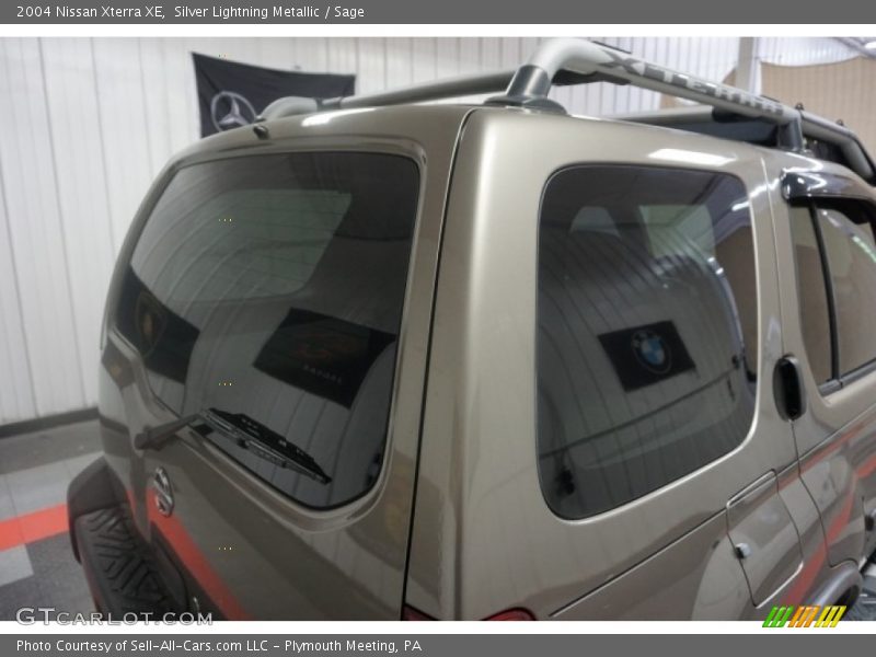 Silver Lightning Metallic / Sage 2004 Nissan Xterra XE