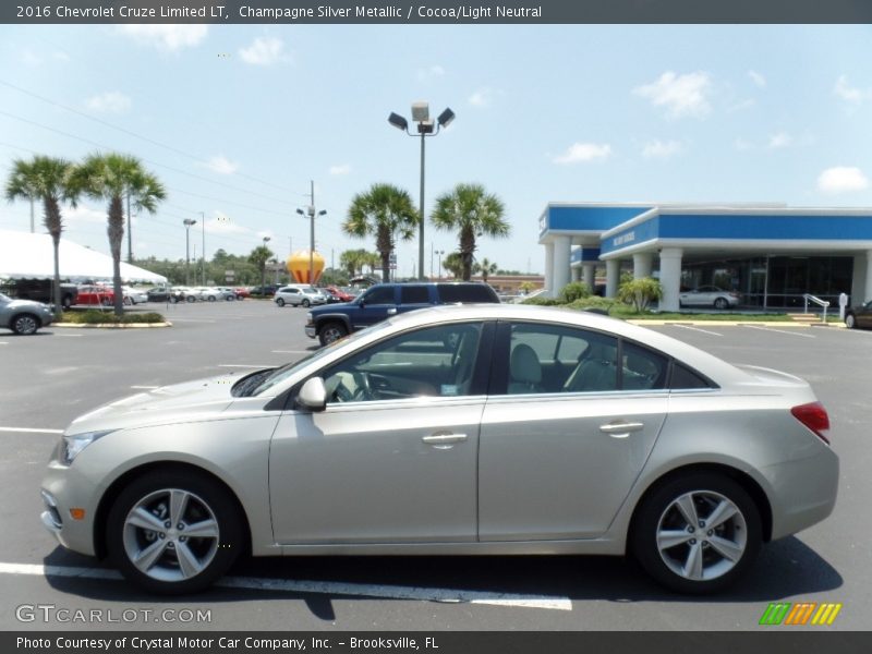 Champagne Silver Metallic / Cocoa/Light Neutral 2016 Chevrolet Cruze Limited LT