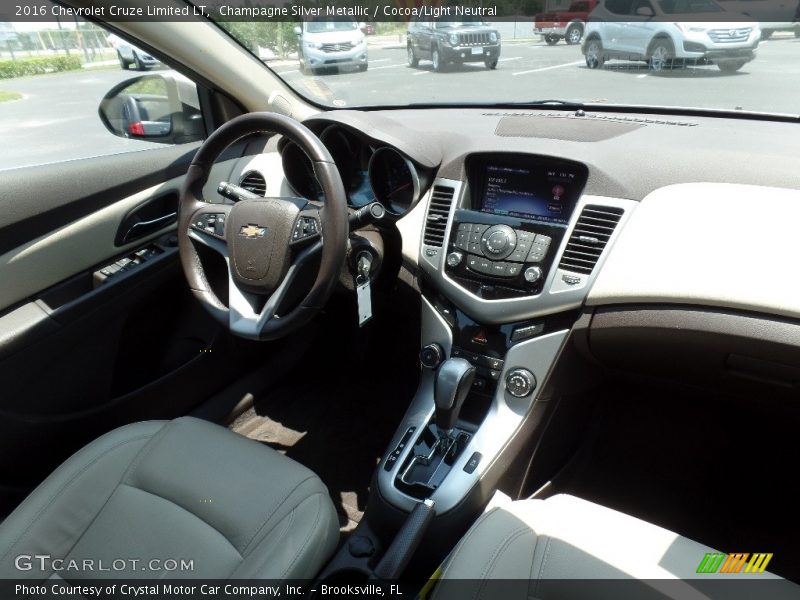 Champagne Silver Metallic / Cocoa/Light Neutral 2016 Chevrolet Cruze Limited LT