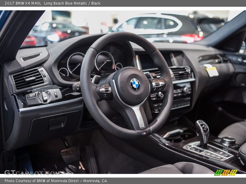 Black Interior - 2017 X4 M40i 