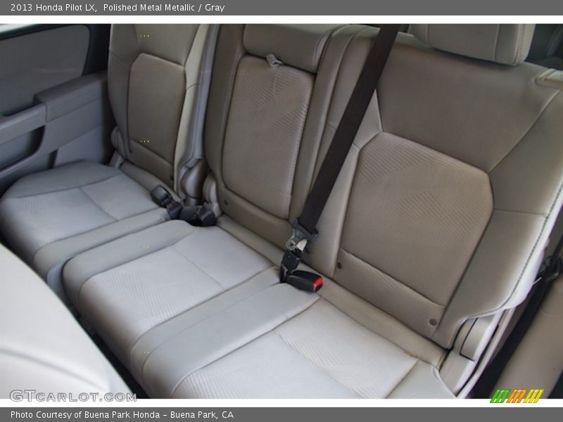 Polished Metal Metallic / Gray 2013 Honda Pilot LX