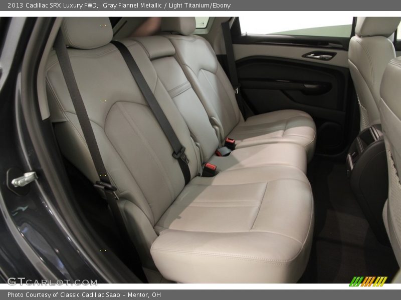 Gray Flannel Metallic / Light Titanium/Ebony 2013 Cadillac SRX Luxury FWD