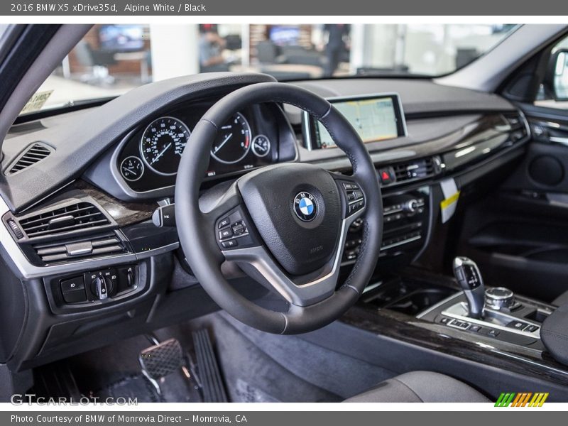 Alpine White / Black 2016 BMW X5 xDrive35d
