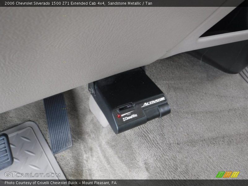 Sandstone Metallic / Tan 2006 Chevrolet Silverado 1500 Z71 Extended Cab 4x4