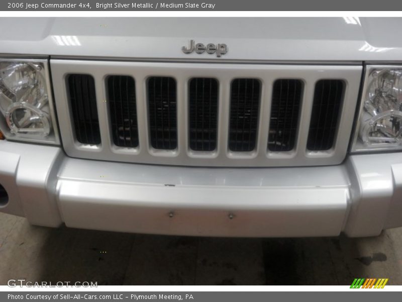 Bright Silver Metallic / Medium Slate Gray 2006 Jeep Commander 4x4