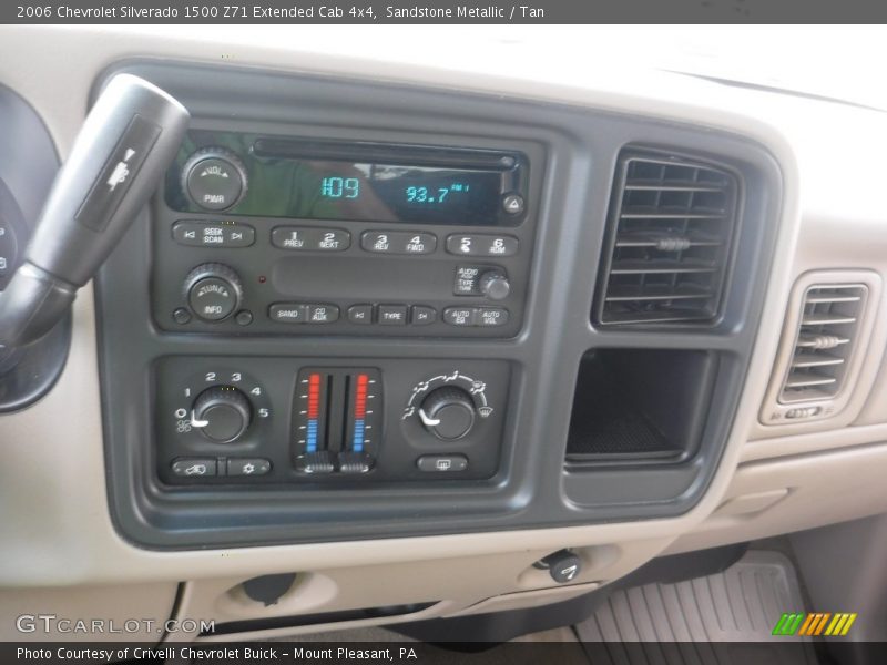 Sandstone Metallic / Tan 2006 Chevrolet Silverado 1500 Z71 Extended Cab 4x4