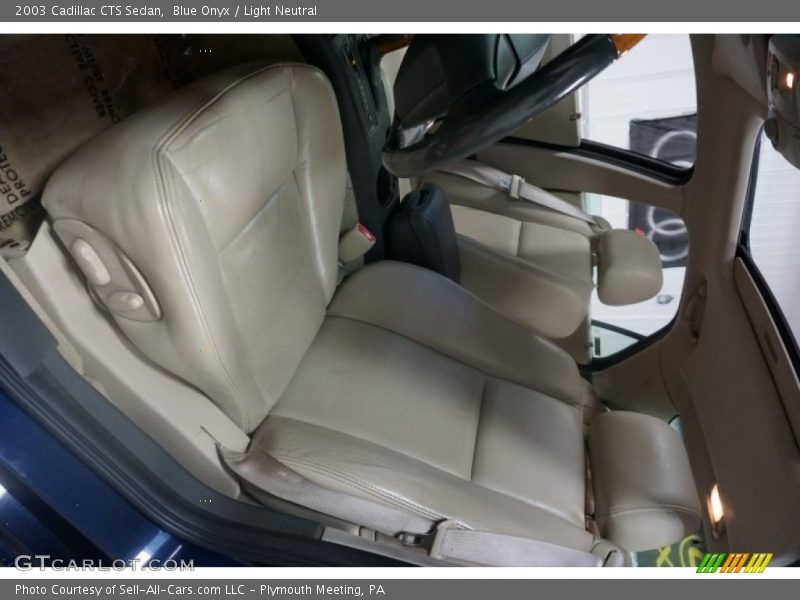 Blue Onyx / Light Neutral 2003 Cadillac CTS Sedan