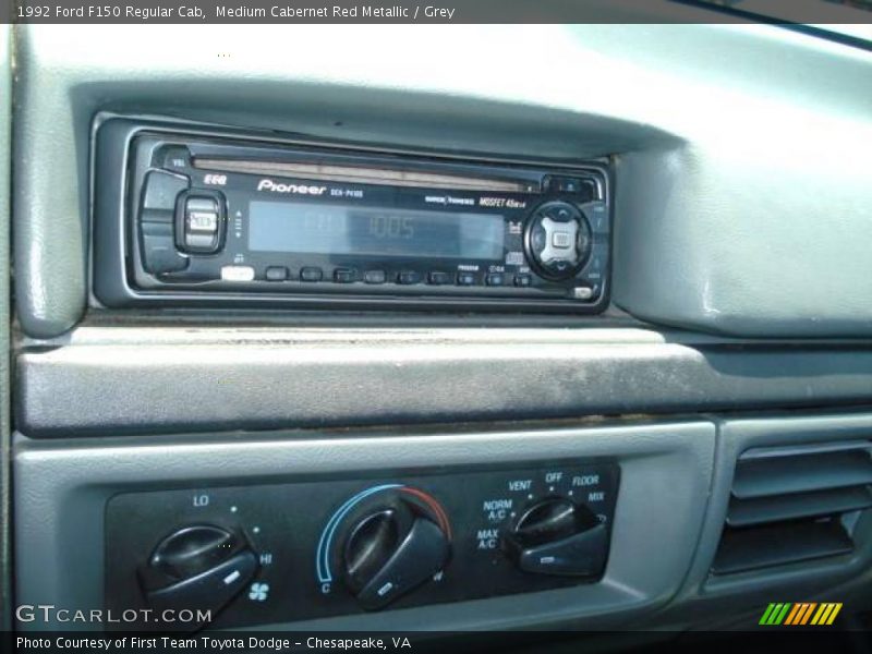 Medium Cabernet Red Metallic / Grey 1992 Ford F150 Regular Cab