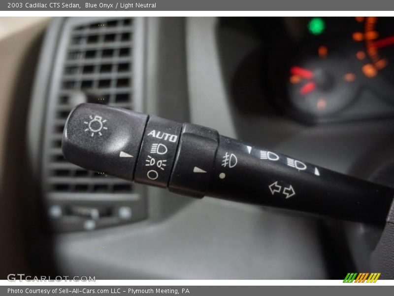 Blue Onyx / Light Neutral 2003 Cadillac CTS Sedan