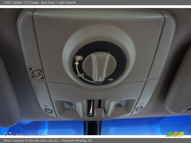 Blue Onyx / Light Neutral 2003 Cadillac CTS Sedan