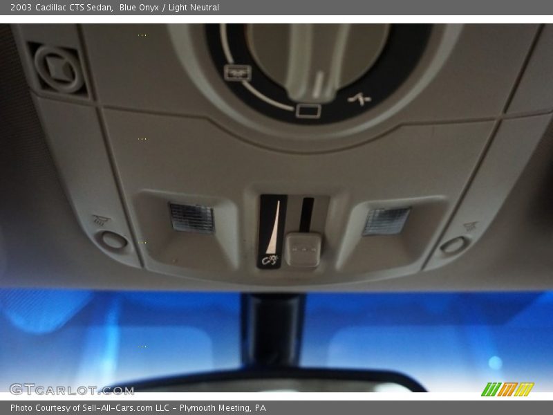 Blue Onyx / Light Neutral 2003 Cadillac CTS Sedan