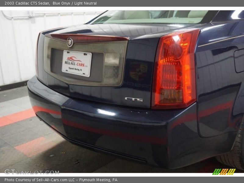 Blue Onyx / Light Neutral 2003 Cadillac CTS Sedan