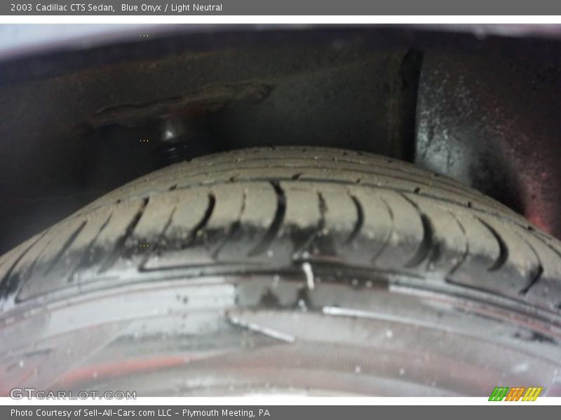 Blue Onyx / Light Neutral 2003 Cadillac CTS Sedan