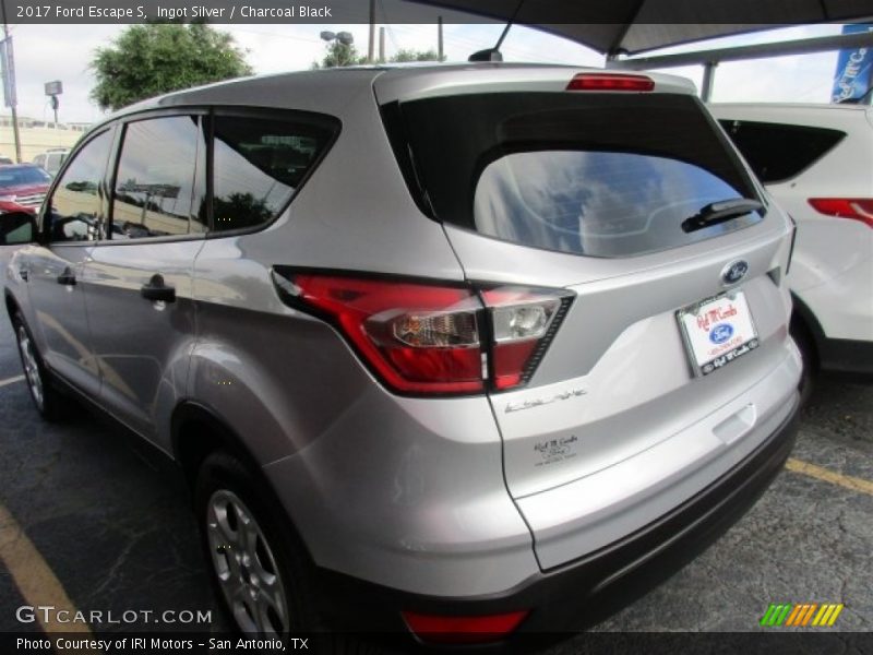 Ingot Silver / Charcoal Black 2017 Ford Escape S