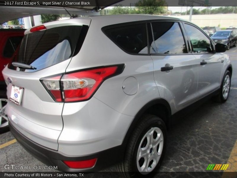Ingot Silver / Charcoal Black 2017 Ford Escape S
