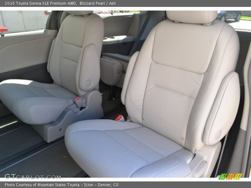 Blizzard Pearl / Ash 2016 Toyota Sienna XLE Premium AWD