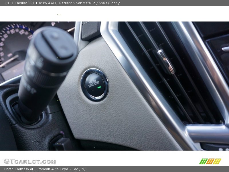 Radiant Silver Metallic / Shale/Ebony 2013 Cadillac SRX Luxury AWD