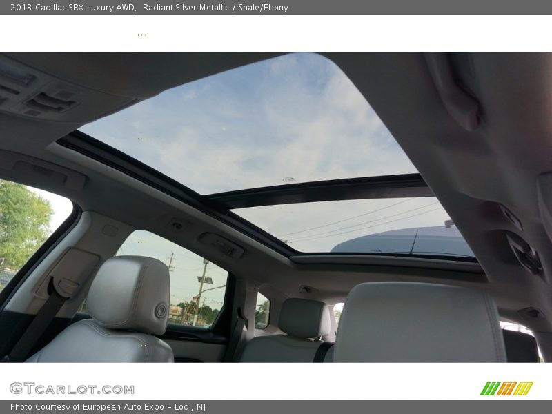 Radiant Silver Metallic / Shale/Ebony 2013 Cadillac SRX Luxury AWD
