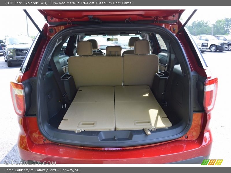 Ruby Red Metallic Tri-Coat / Medium Light Camel 2016 Ford Explorer FWD