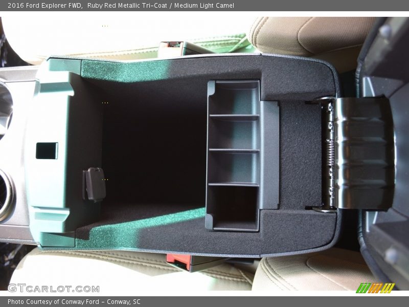 Ruby Red Metallic Tri-Coat / Medium Light Camel 2016 Ford Explorer FWD
