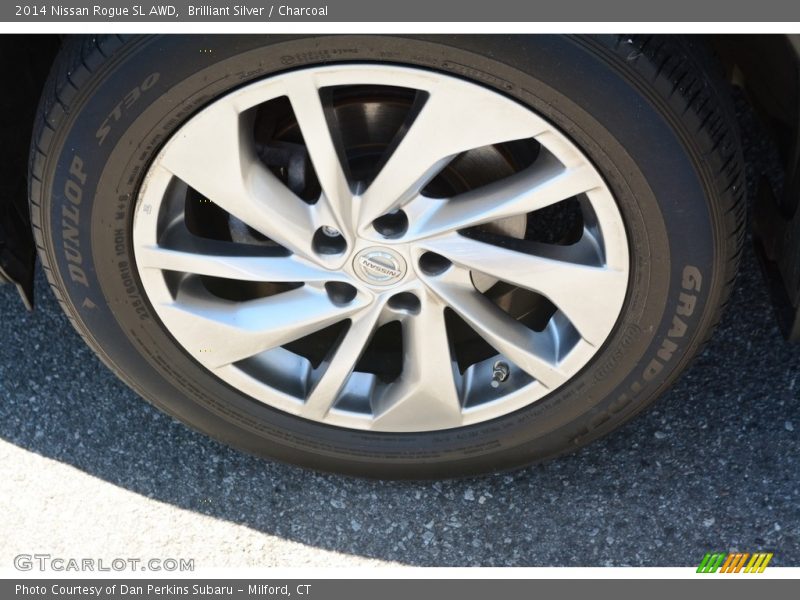 Brilliant Silver / Charcoal 2014 Nissan Rogue SL AWD
