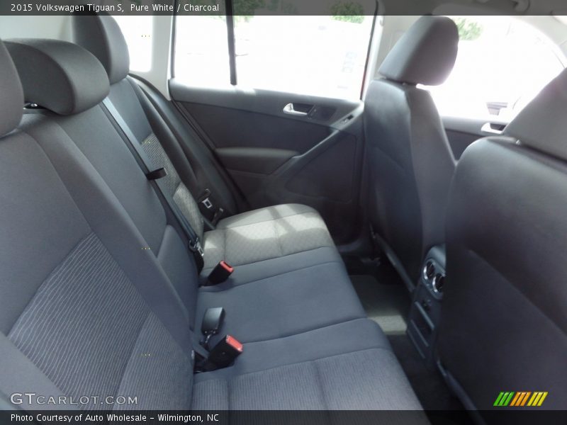 Pure White / Charcoal 2015 Volkswagen Tiguan S