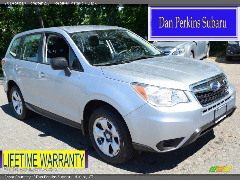 Ice Silver Metallic / Black 2014 Subaru Forester 2.5i
