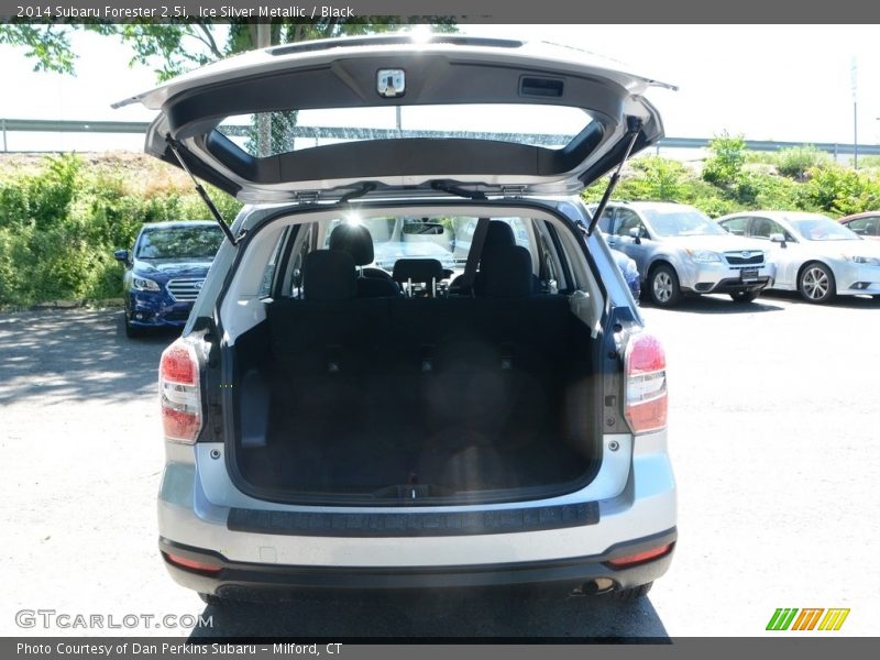 Ice Silver Metallic / Black 2014 Subaru Forester 2.5i
