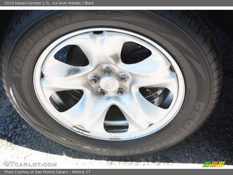 Ice Silver Metallic / Black 2014 Subaru Forester 2.5i