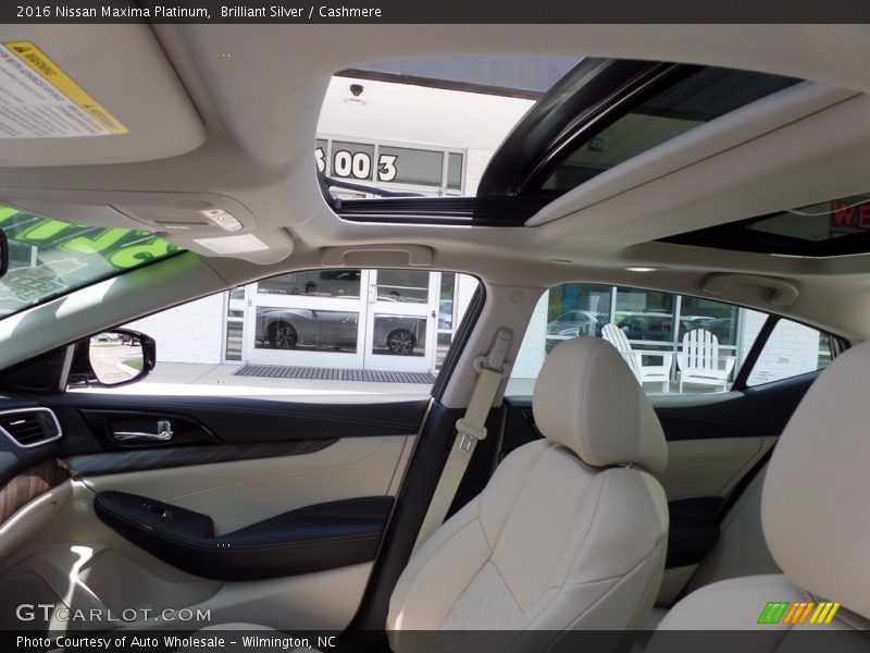 Brilliant Silver / Cashmere 2016 Nissan Maxima Platinum