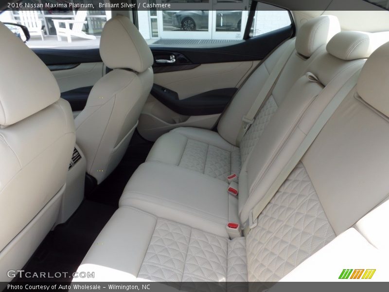 Brilliant Silver / Cashmere 2016 Nissan Maxima Platinum
