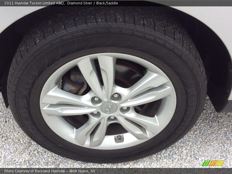 Diamond Silver / Black/Saddle 2011 Hyundai Tucson Limited AWD